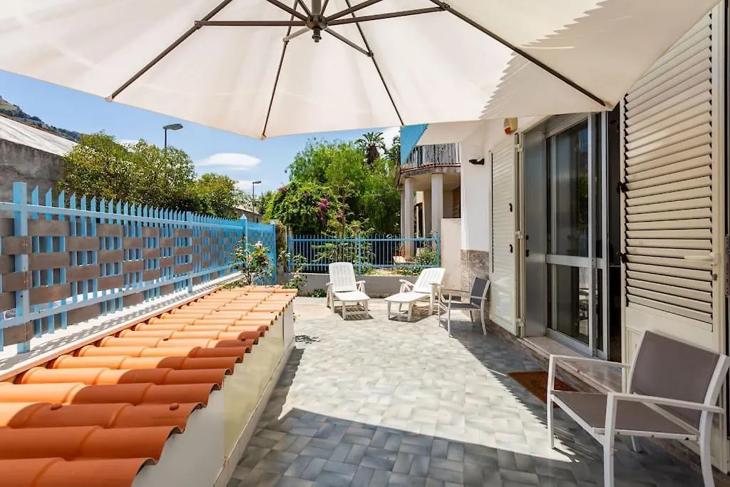 Bright Apartment In Mondello 350 M To The Beach Palermo