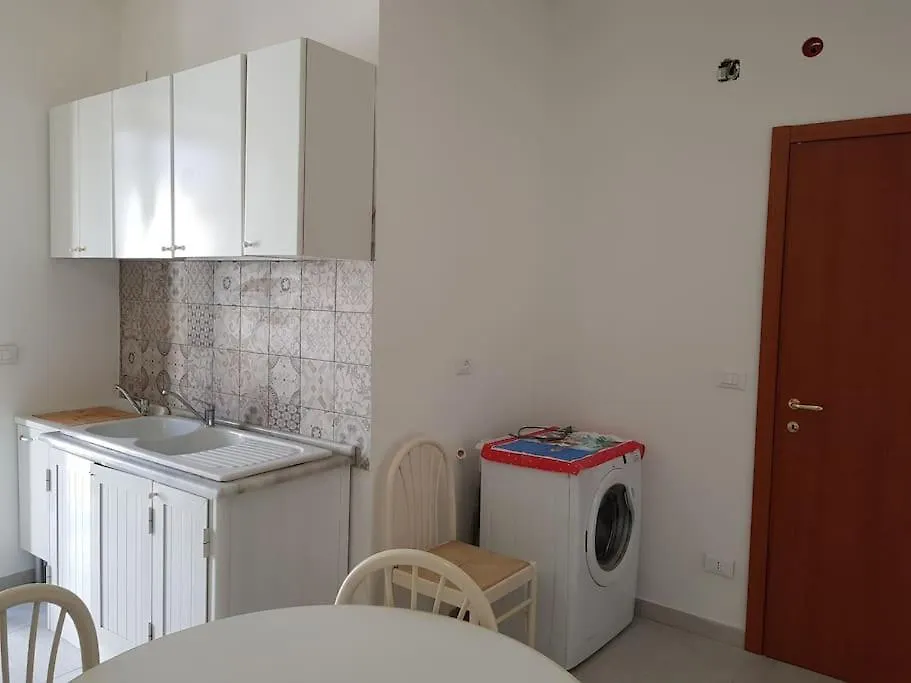Bright Apartment In Mondello 350 M To The Beach Palermo